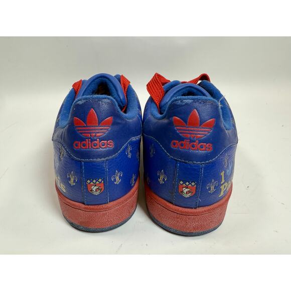 Athletic_Shoes
